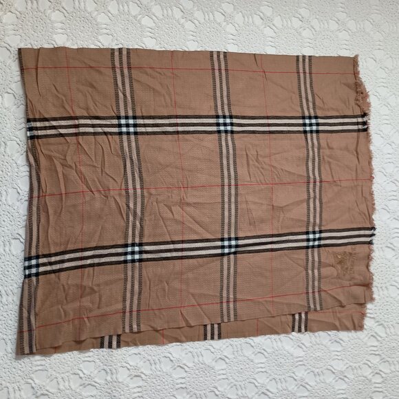 Authentic Burberry Neck Scarf 100% Cashmere Novacheck Plaid Tan Camel Rectangle - Picture 6 of 7